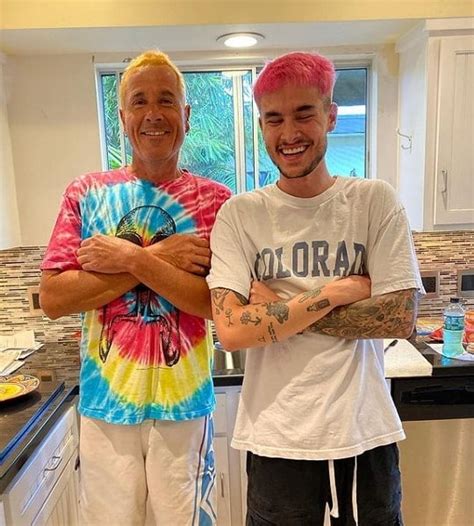 kian lawley parents